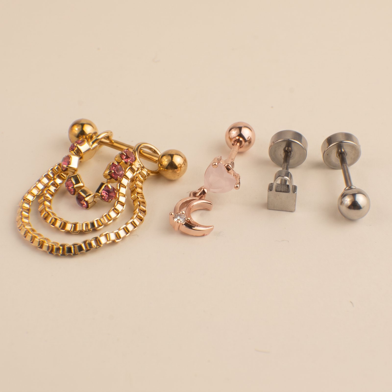 Combo Oreja Dorado Rojo Rosa & Colgante Largo Dorado